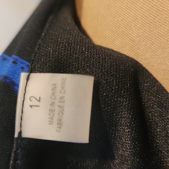 Tahari Dress, 12 - Picture 9 of 16